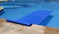 Крышка бассейна анти- УЛЬТРАФИОЛЕТОВОГО одеяла пузыря PE цвета крышки бассейна 100um 200um солнечного голубого солнечная