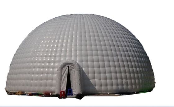 На открытом воздухе раздувной шатер партии ложи пузыря, иглу выставки шатра свадьбы крупного плана